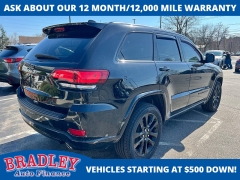 Used 2019  Jeep Grand Cherokee 4d SUV 4WD Laredo Altitude at Bradley Auto Finance near Hudson&comma; NH