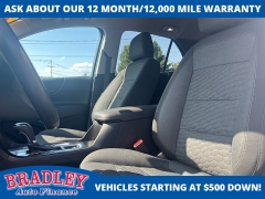 Used 2020 Chevrolet Equinox 4d SUV AWD LT w/2FL at Bradley Auto Finance near Hudson, NH
