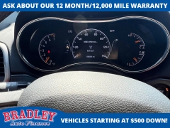 Used 2019  Jeep Grand Cherokee 4d SUV 4WD Laredo Altitude at Bradley Auto Finance near Hudson&comma; NH