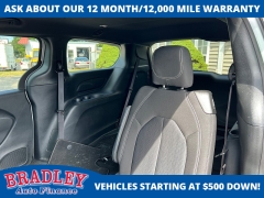 Used 2023  Chrysler Pacifica Touring FWD at Bradley Auto Finance near Hudson&comma; NH