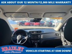 Used 2020  Nissan Rogue 4d SUV AWD SV at Bradley Auto Finance near Hudson&comma; NH