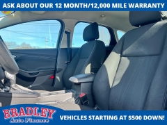 Used 2017  Ford Focus 4d Hatchback SE at Bradley Auto Finance near Hudson&comma; NH