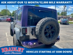 Used 2018  Jeep Wrangler JK Unlimited 4d SUV 4WD Sport at Bradley Auto Finance near Hudson&comma; NH