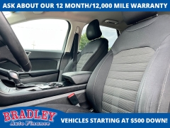 Used 2018  Ford Edge 4d SUV AWD SEL V6 at Bradley Auto Finance near Hudson&comma; NH