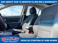 Used 2016  Chevrolet Cruze Limited 4d Sedan LT w&sol;1LT Auto at Bradley Auto Finance near Hudson&comma; NH