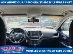 Used 2014  Jeep Cherokee 4d SUV 4WD Latitude V6 at Bradley Auto Finance near Hudson&comma; NH