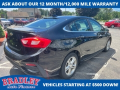 Used 2017  Chevrolet Cruze 4d Sedan LT Auto at Bradley Auto Finance near Hudson&comma; NH