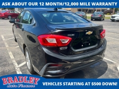 Used 2017  Chevrolet Cruze 4d Sedan LT Auto at Bradley Auto Finance near Hudson&comma; NH