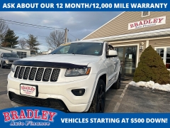 Used 2015  Jeep Grand Cherokee 4d SUV 4WD Laredo Altitude at Bradley Auto Finance near Hudson&comma; NH