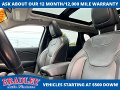 Used 2019  Jeep Cherokee 4d SUV 4WD Limited 3&period;2L at Bradley Auto Finance near Hudson&comma; NH