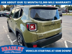 Used 2015  Jeep Renegade 4d SUV 4WD Limited at Bradley Auto Finance near Hudson&comma; NH