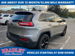 Used 2016  Jeep Cherokee 4d SUV 4WD Latitude at Bradley Auto Finance near Hudson, NH