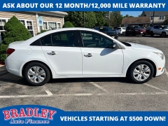 Used 2014  Chevrolet Cruze 4d Sedan LS AT at Bradley Auto Finance near Hudson&comma; NH
