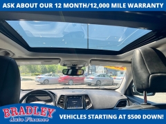 Used 2019  Jeep Cherokee 4d SUV 4WD Limited High Altitude 3&period;2L at Bradley Auto Finance near Hudson&comma; NH