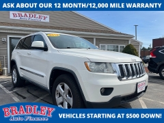  2012 Jeep Grand Cherokee 4d SUV 4WD Laredo at Bradley Auto Finance near Hudson&comma; NH