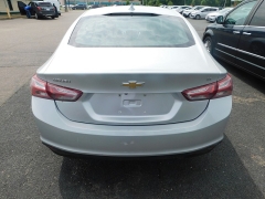 Used 2021 Chevrolet Malibu 4dr Sdn LT at Cities Auto Sales near Crystal, MN