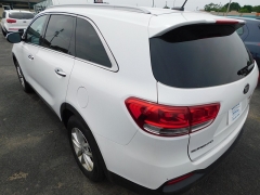 Used 2017 Kia Sorento 4d SUV AWD LX at Cities Auto Sales near Crystal, MN