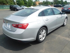 Used 2017 Chevrolet Malibu 4d Sedan LT at Cities Auto Sales near Crystal, MN