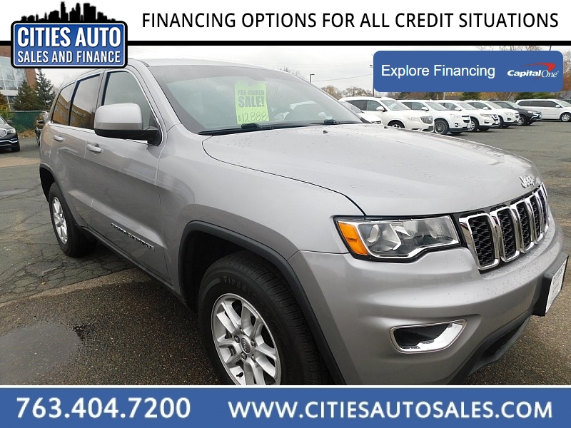 Used 2018  Jeep Grand Cherokee 4d SUV 4WD Laredo at Cities Auto Sales near Crystal, MN