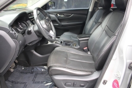 Used 2017  Nissan Rogue 4d SUV AWD SL at Warner Motors near East Orange&comma; NJ