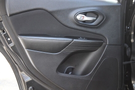 Used 2014  Jeep Cherokee 4d SUV FWD Latitude at Warner Motors near East Orange&comma; NJ