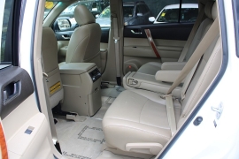 Used 2010 Toyota Highlander 4d SUV AWD Limited at Warner Motors near East Orange, NJ