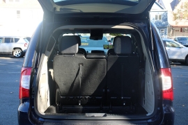 Used 2014 Chrysler Town & Country 4d Wagon Touring L at Warner Motors near East Orange, NJ