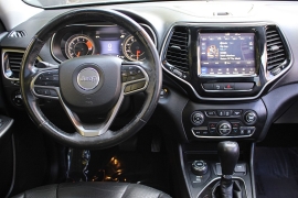 Used 2019  Jeep Cherokee 4d SUV 4WD Limited 3&period;2L at Warner Motors near East Orange&comma; NJ