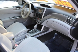 Used 2013  Subaru Forester 4d SUV X Premium Auto at Warner Motors near East Orange&comma; NJ