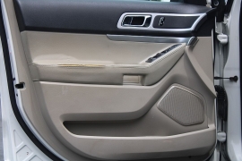 Used 2011  Ford Explorer 4d SUV 4WD XLT at Warner Motors near East Orange&comma; NJ