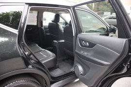 Used 2018 Nissan Rogue 4d SUV AWD SL at Warner Motors near East Orange, NJ