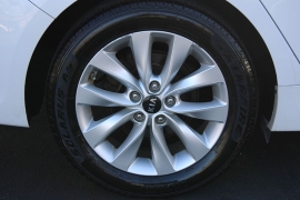 Used 2018  Kia Optima 4d Sedan LX at Warner Motors near East Orange&comma; NJ