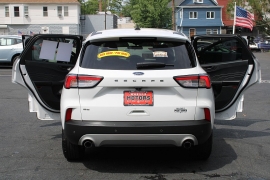 Used 2022  Ford Escape SE FWD at Warner Motors near East Orange&comma; NJ