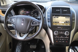 Used 2016  Lincoln MKC 4d SUV AWD Select at Warner Motors near East Orange, NJ