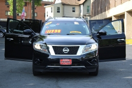 Used 2014  Nissan Pathfinder 4d SUV 4WD SV at Warner Motors near East Orange&comma; NJ