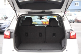 Used 2021  Chevrolet Equinox FWD 4dr LT w&sol;1LT at Warner Motors near East Orange&comma; NJ