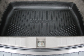 Used 2014 Honda Odyssey 4d Wagon Touring Elite at Warner Motors near East Orange, NJ