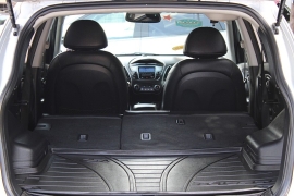 Used 2012  Hyundai Tucson 4d SUV AWD GLS at Warner Motors near East Orange&comma; NJ