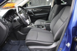 Used 2019  Nissan Rogue 4d SUV AWD SV at Warner Motors near East Orange&comma; NJ