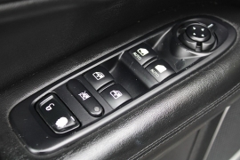 Used 2019  Jeep Compass 4d SUV 4WD Latitude at Warner Motors near East Orange&comma; NJ