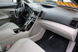 Used 2010 Toyota Venza 4d SUV FWD at Warner Motors near East Orange, NJ