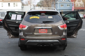 Used 2016  Nissan Pathfinder 4d SUV 4WD SL at Warner Motors near East Orange, NJ