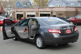 Used 2011 Toyota Camry 4d Sedan SE V6 at Warner Motors near East Orange, NJ
