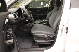 Used 2020  Kia Sorento 4d SUV FWD L at Warner Motors near East Orange&comma; NJ