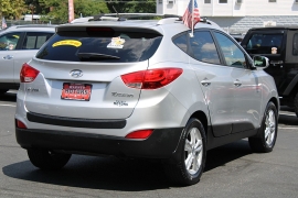 Used 2012  Hyundai Tucson 4d SUV AWD GLS at Warner Motors near East Orange&comma; NJ