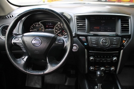 Used 2018  Nissan Pathfinder 4d SUV 4WD SV at Warner Motors near East Orange&comma; NJ