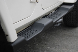 Used 2010  Jeep Wrangler Unlimited 4d Convertible 4WD Sahara at Warner Motors near East Orange&comma; NJ