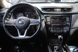 Used 2018  Nissan Rogue 4d SUV AWD SV at Warner Motors near East Orange&comma; NJ