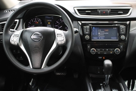 Used 2015  Nissan Rogue 4d SUV AWD SV at Warner Motors near East Orange&comma; NJ