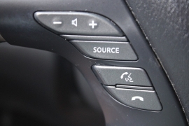 Used 2014  Nissan Pathfinder 4d SUV 4WD SV at Warner Motors near East Orange&comma; NJ
